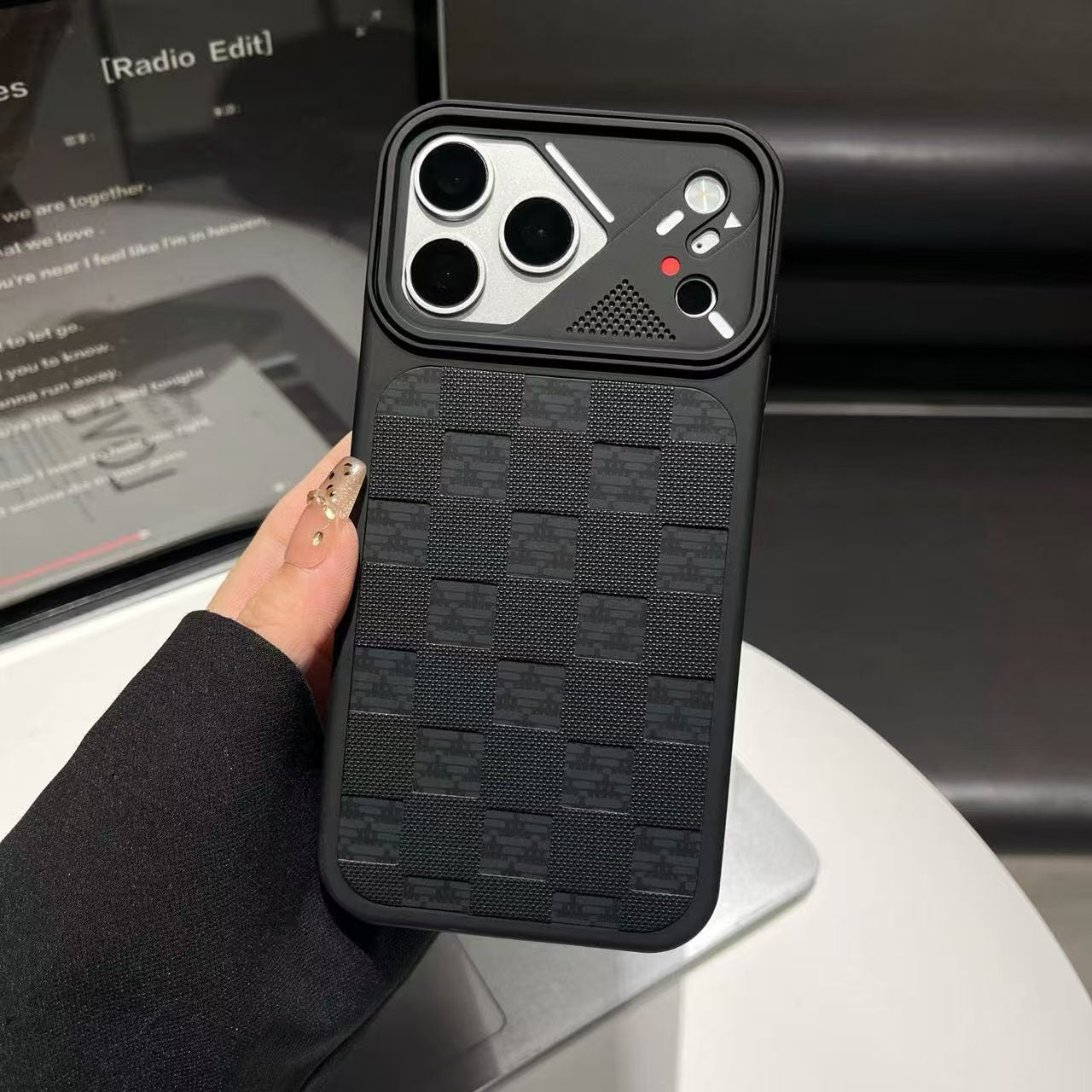 Premium Luxury Checkered Camera Design Case