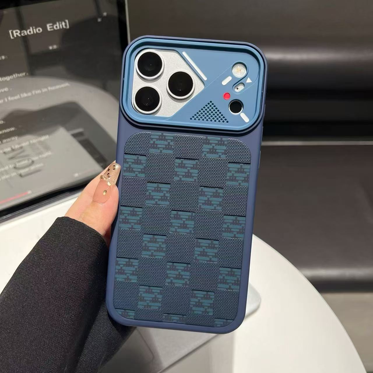 Premium Luxury Checkered Camera Design Case